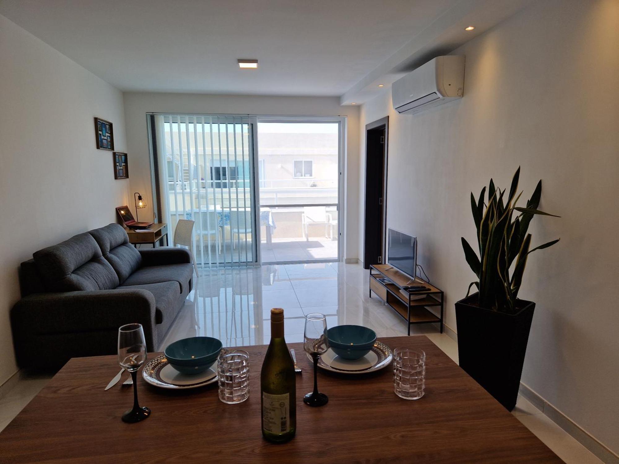 Sea View New Penthouse Terrace & Garage Parking Apartment St. Paul's Bay Exterior photo